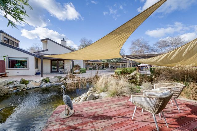 6090 Amber Avenue, Clovis, CA 93619