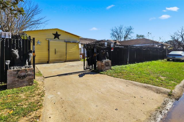 8830 Brackley Lane, Houston, TX 77088