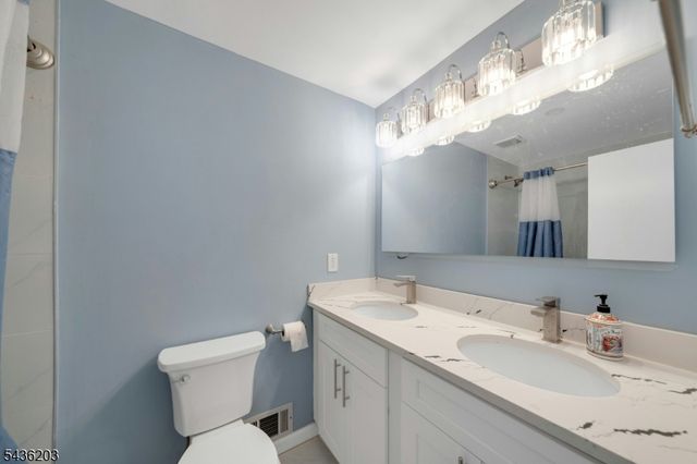 162 Grove Ave, Verona Twp., NJ 07044
