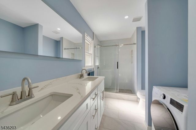162 Grove Ave, Verona Twp., NJ 07044