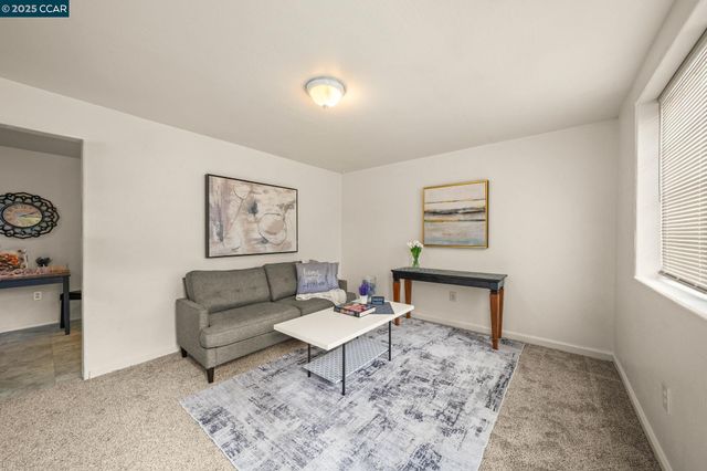 220 Nigh St, Vallejo, CA 94590