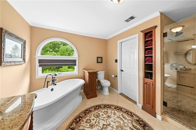 1830 Pear Court, Upper Macungie Twp, PA 18051