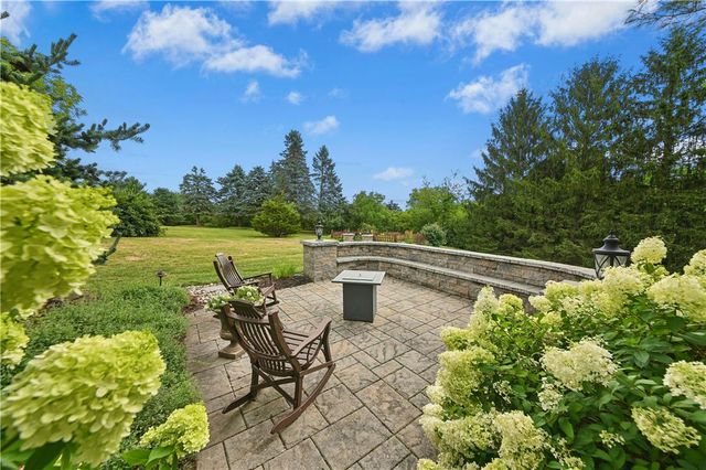 1830 Pear Court, Upper Macungie Twp, PA 18051