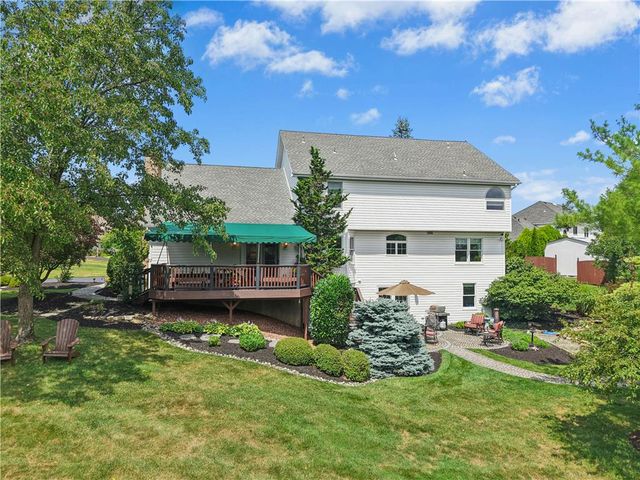 1830 Pear Court, Upper Macungie Twp, PA 18051