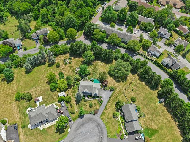 1830 Pear Court, Upper Macungie Twp, PA 18051