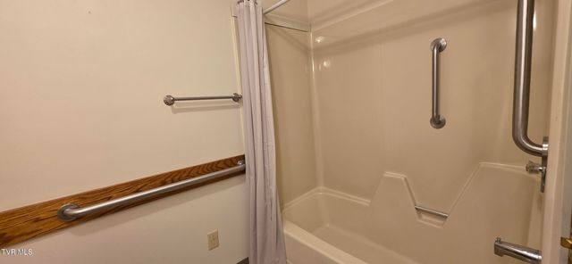 141 Mayfield Drive, Elizabethton, TN 37643
