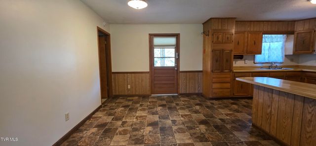 141 Mayfield Drive, Elizabethton, TN 37643