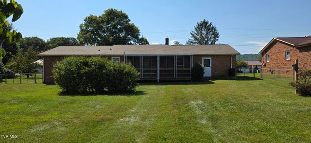141 Mayfield Drive, Elizabethton, TN 37643