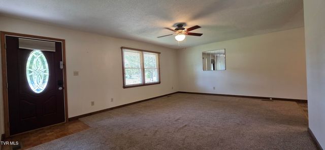 141 Mayfield Drive, Elizabethton, TN 37643