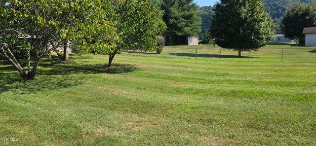 141 Mayfield Drive, Elizabethton, TN 37643