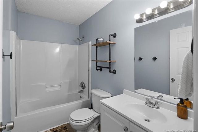137 Fullers Way, Aberdeen, NC 28315