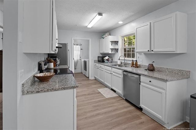 137 Fullers Way, Aberdeen, NC 28315