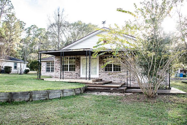 112 Golf Course Drive, Crestview, FL 32536