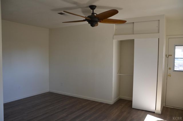 237 Smith Avenue, Lemoore, CA 93245