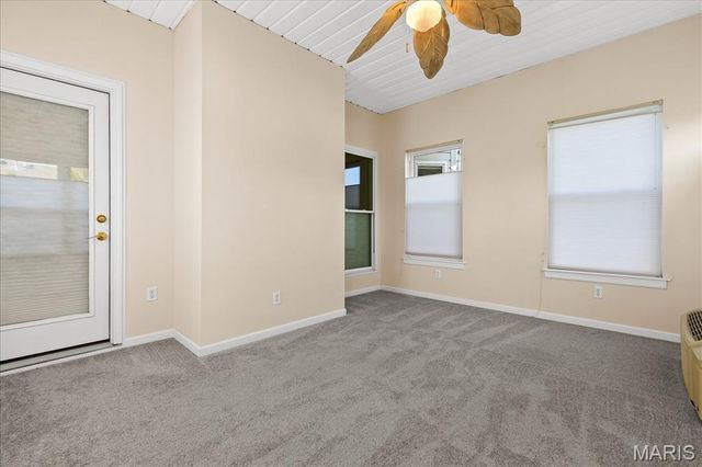 253 Strayhorn Drive, St Peters, MO 63376