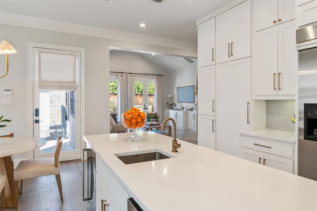 5123 Elsby Avenue, Dallas, TX 75209