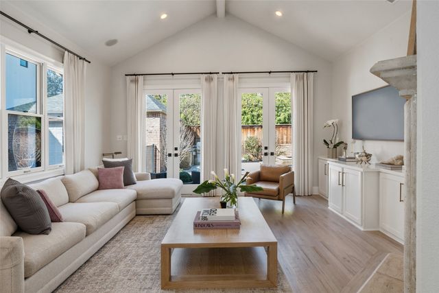 5123 Elsby Avenue, Dallas, TX 75209