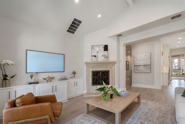 5123 Elsby Avenue, Dallas, TX 75209