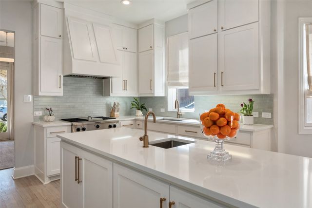 5123 Elsby Avenue, Dallas, TX 75209