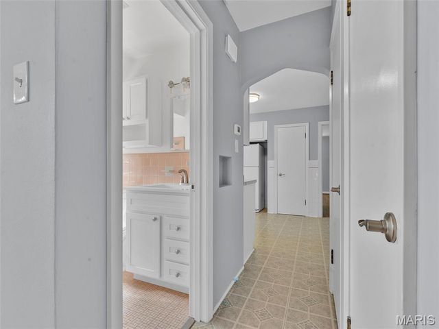 6264-6266 Sunshine Drive, St Louis, MO 63109
