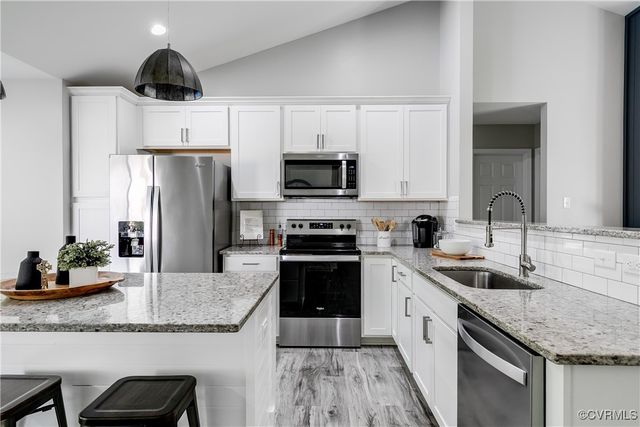 1861 Bracken Rd, North Chesterfield, VA 23236