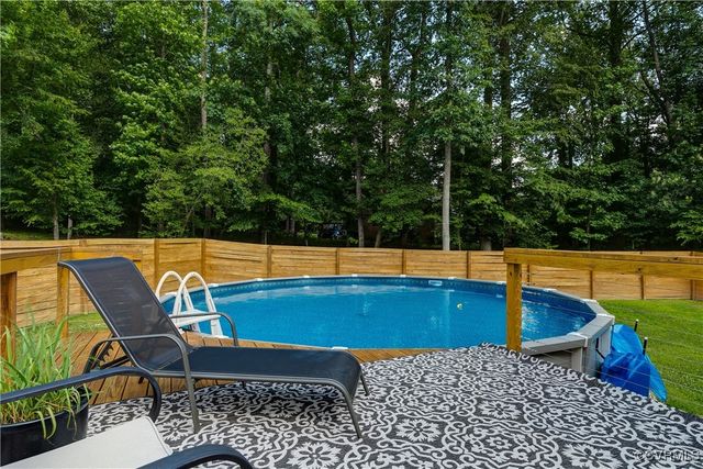 1861 Bracken Rd, North Chesterfield, VA 23236