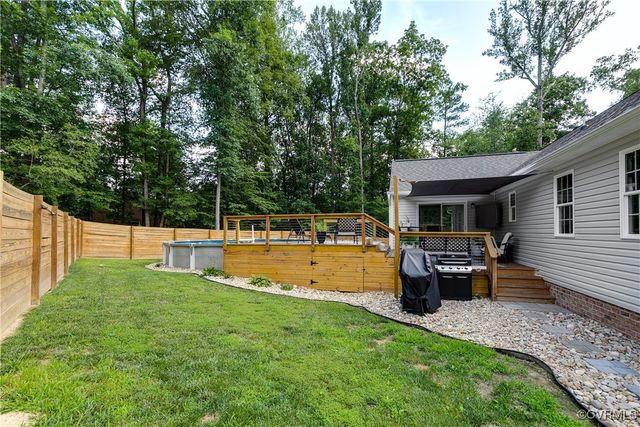 1861 Bracken Rd, North Chesterfield, VA 23236