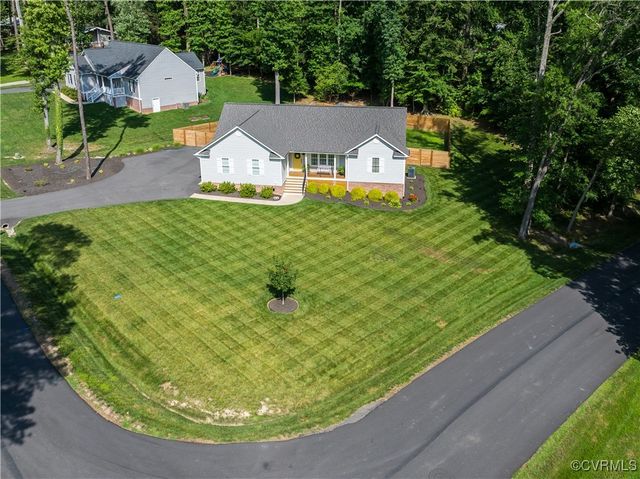 1861 Bracken Rd, North Chesterfield, VA 23236