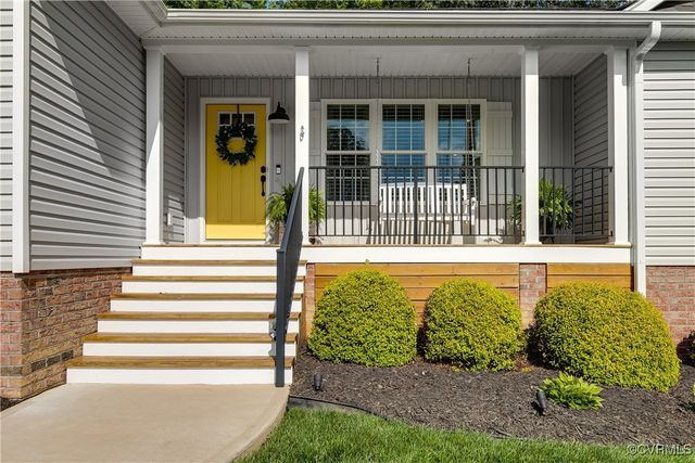 1861 Bracken Rd, North Chesterfield, VA 23236