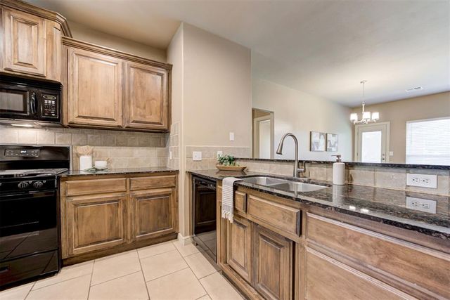 1716 Kamber Terrace, Edmond, OK 73003