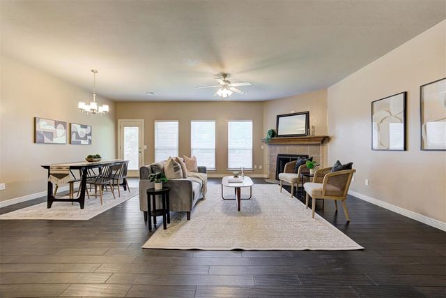 1716 Kamber Terrace, Edmond, OK 73003