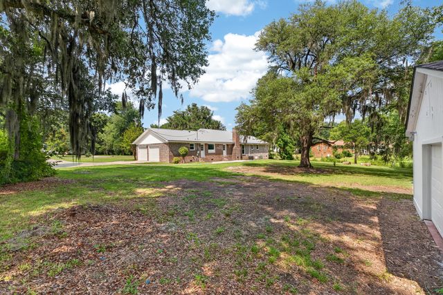 1322 Old Fort Road, Moncks Corner, SC 29461