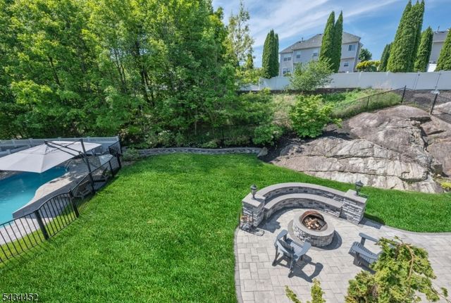 168 TANGLEWOOD PASS, Jefferson Twp., NJ 07849