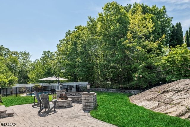 168 TANGLEWOOD PASS, Jefferson Twp., NJ 07849