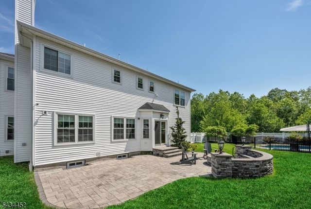 168 TANGLEWOOD PASS, Jefferson Twp., NJ 07849