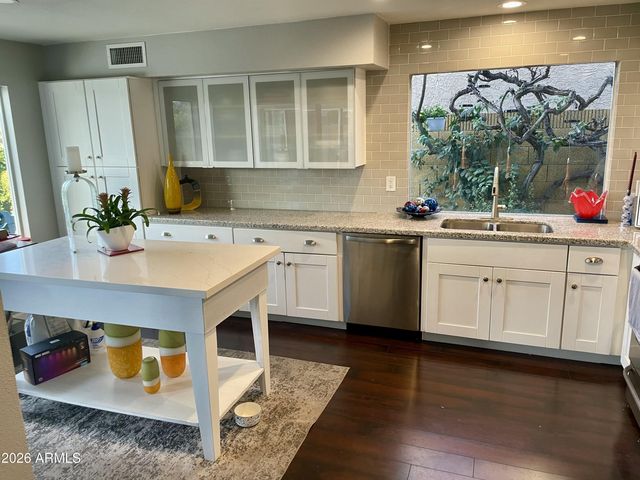 2138 E EVANS Drive, Phoenix, AZ 85022