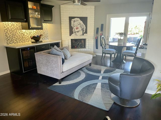 2138 E EVANS Drive, Phoenix, AZ 85022