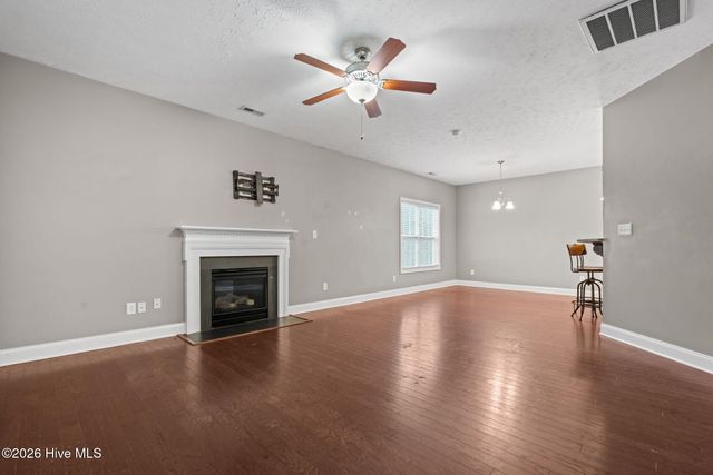 723 N Chapin Road, Aberdeen, NC 28315