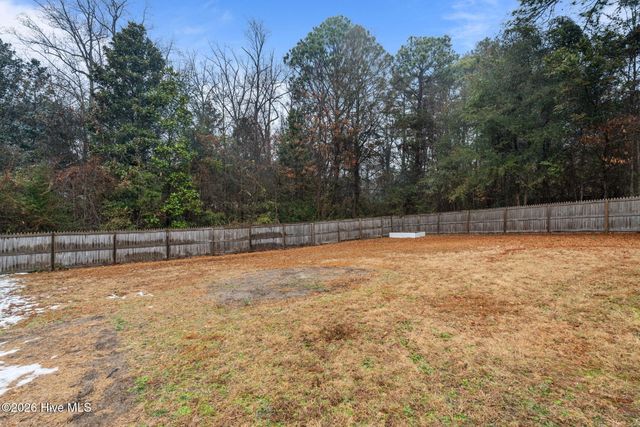 723 N Chapin Road, Aberdeen, NC 28315