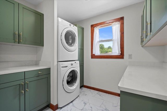 520 N Milwaukee STREET, Plymouth, WI 53073