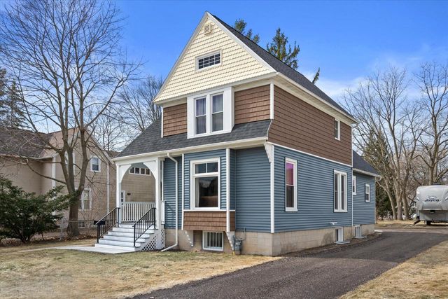 520 N Milwaukee STREET, Plymouth, WI 53073