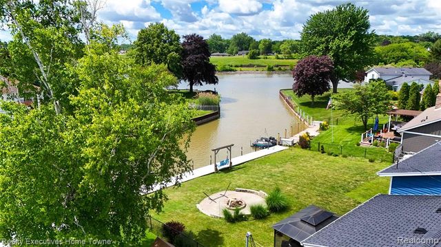 2854 Elmwood Street, Port Huron, MI 48060