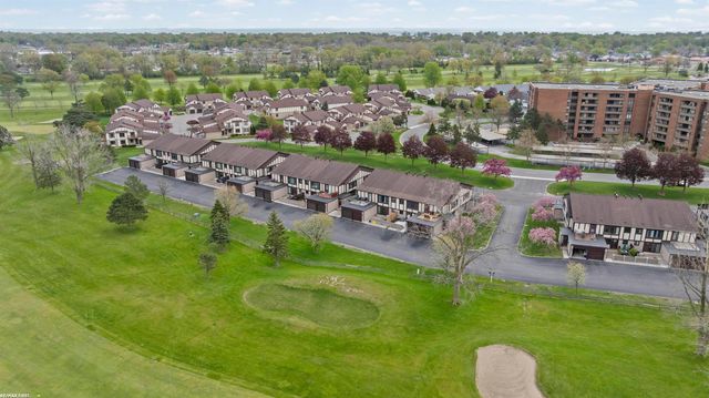 1030 Country Club Drive, St Clair Shores, MI 48082