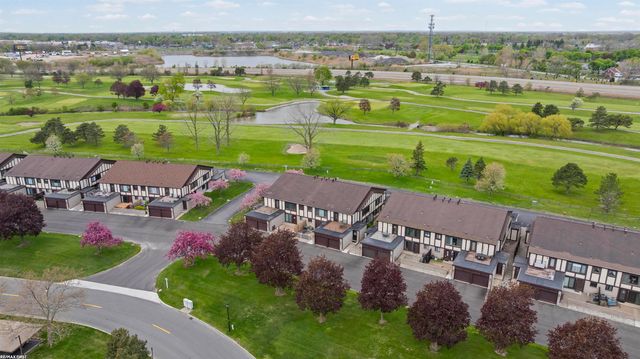 1030 Country Club Drive, St Clair Shores, MI 48082