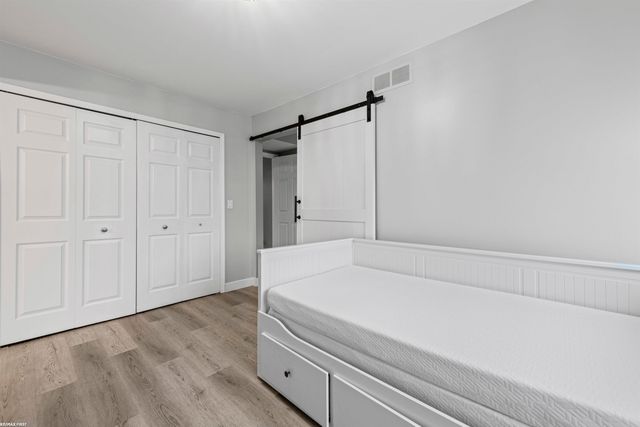 1030 Country Club Drive, St Clair Shores, MI 48082