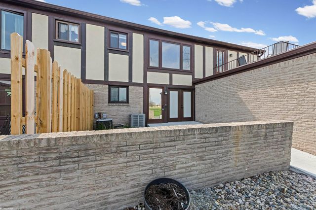 1030 Country Club Drive, St Clair Shores, MI 48082