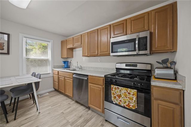 913 Bold ST, Portsmouth, VA 23701