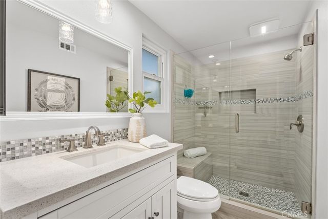 22057 Newbridge Drive 5, Lake Forest, CA 92630