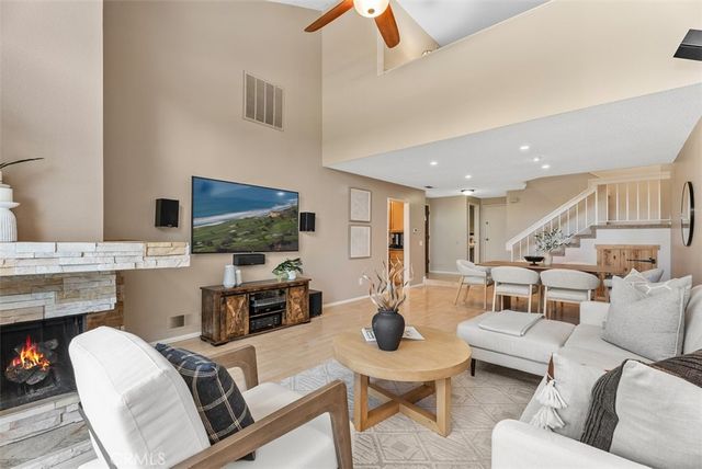 22057 Newbridge Drive 5, Lake Forest, CA 92630