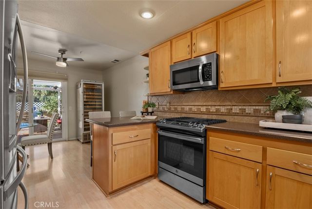 22057 Newbridge Drive 5, Lake Forest, CA 92630